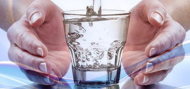 Как загадать желание на стакан воды
